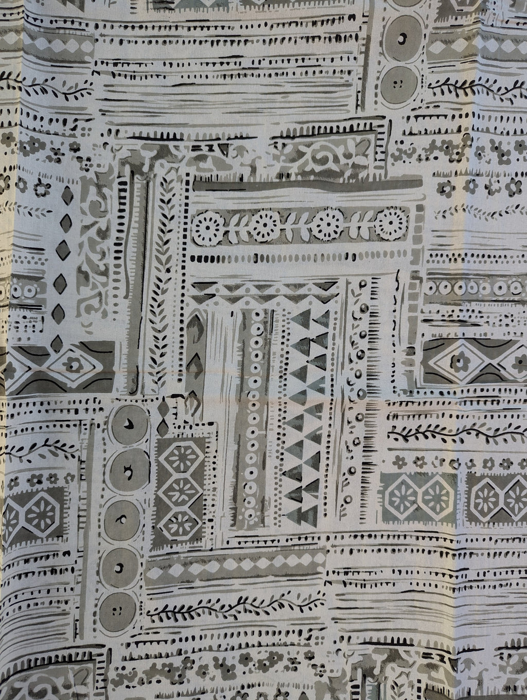 Abstract Print Organic Cotton Oversized Queen Flat Sheet (White base with gray pattern)