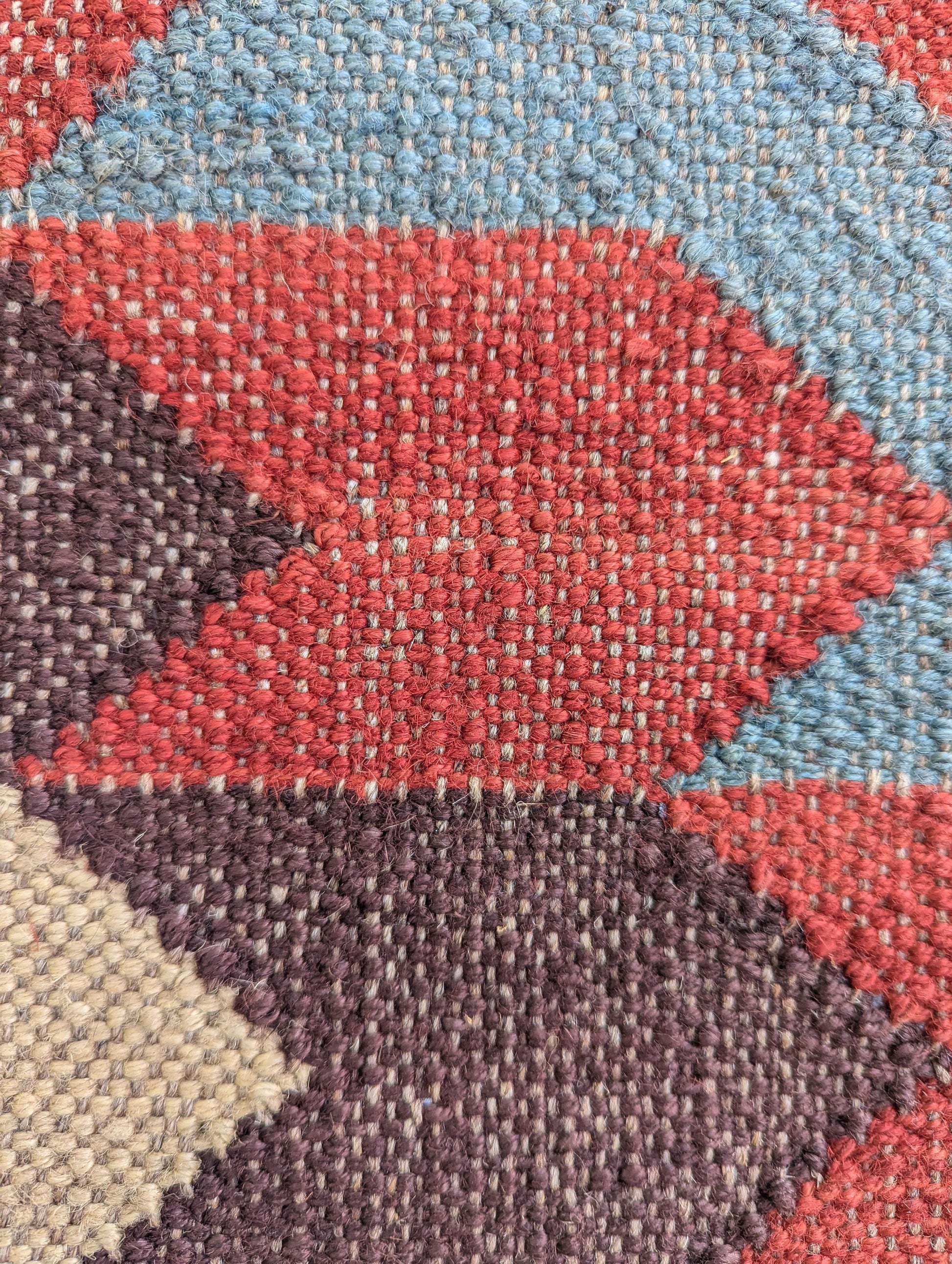 Handwoven Traditional Area Rug or Carpet or Accent Chevron Pattern