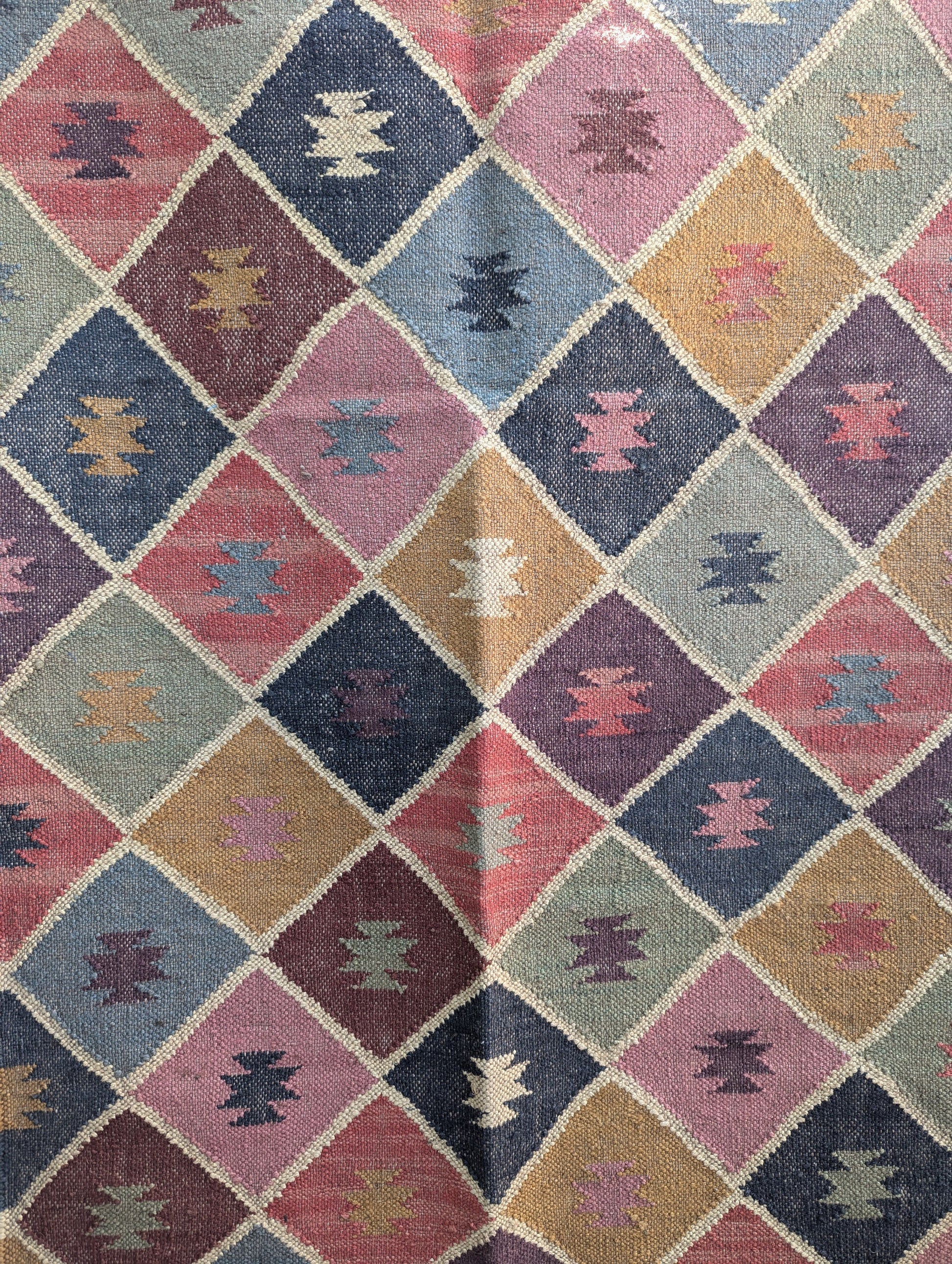 Rustic Handwoven Geometric Mosiac Pattern Accent or Area Rug or Carpet