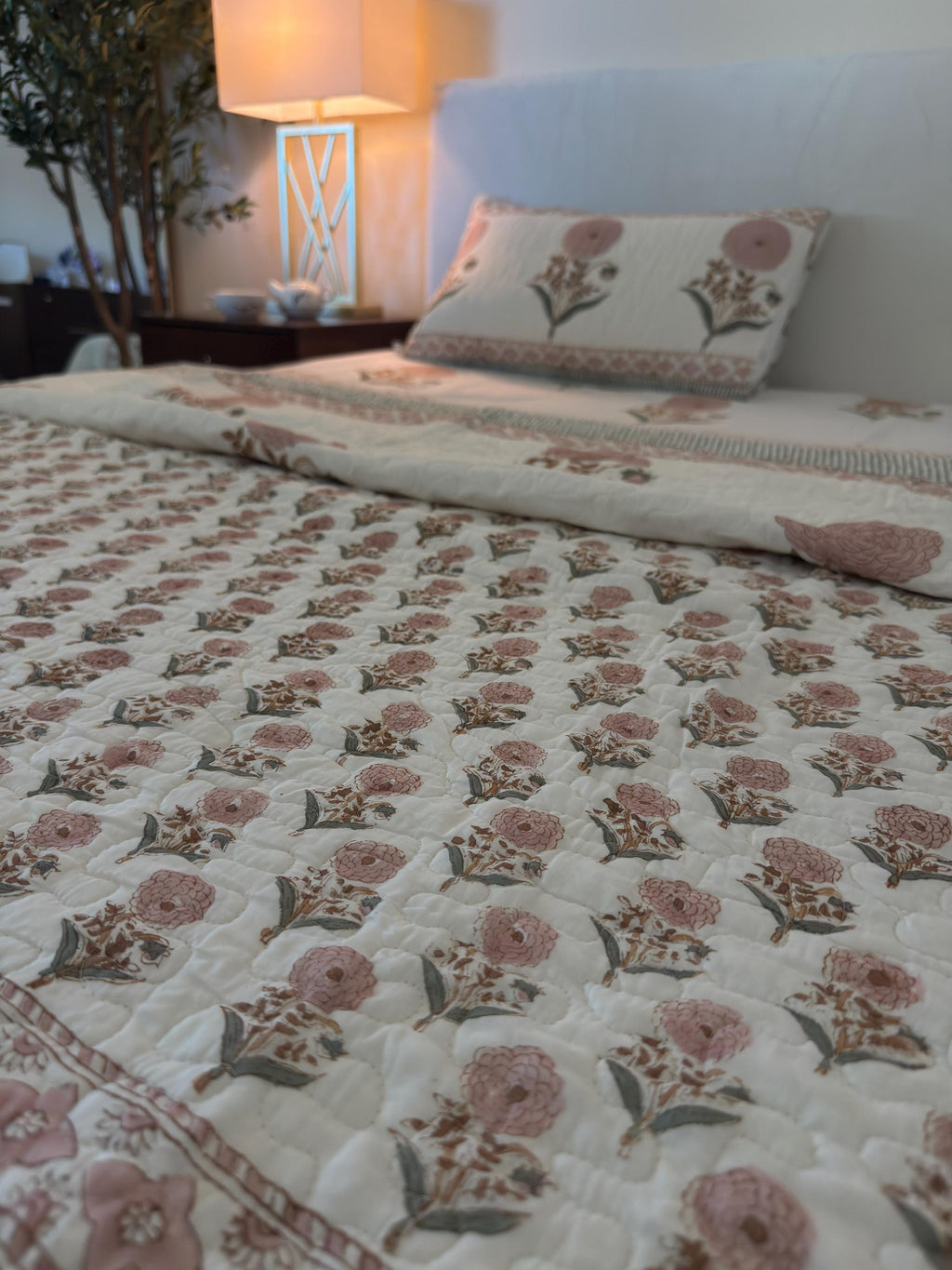 Premium Quilted Peach Dahlia Hand Block Print Queen Size BedSpread with Quilted Pillow Covers (white base with pinkish peach print)